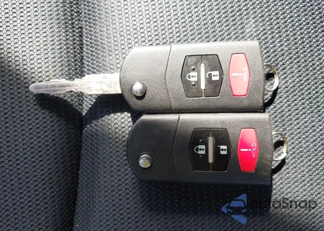 2010 Mazda Mazda3 S Sport z USA, uszkodzony, nr VIN JM1BL1H6XA1327225